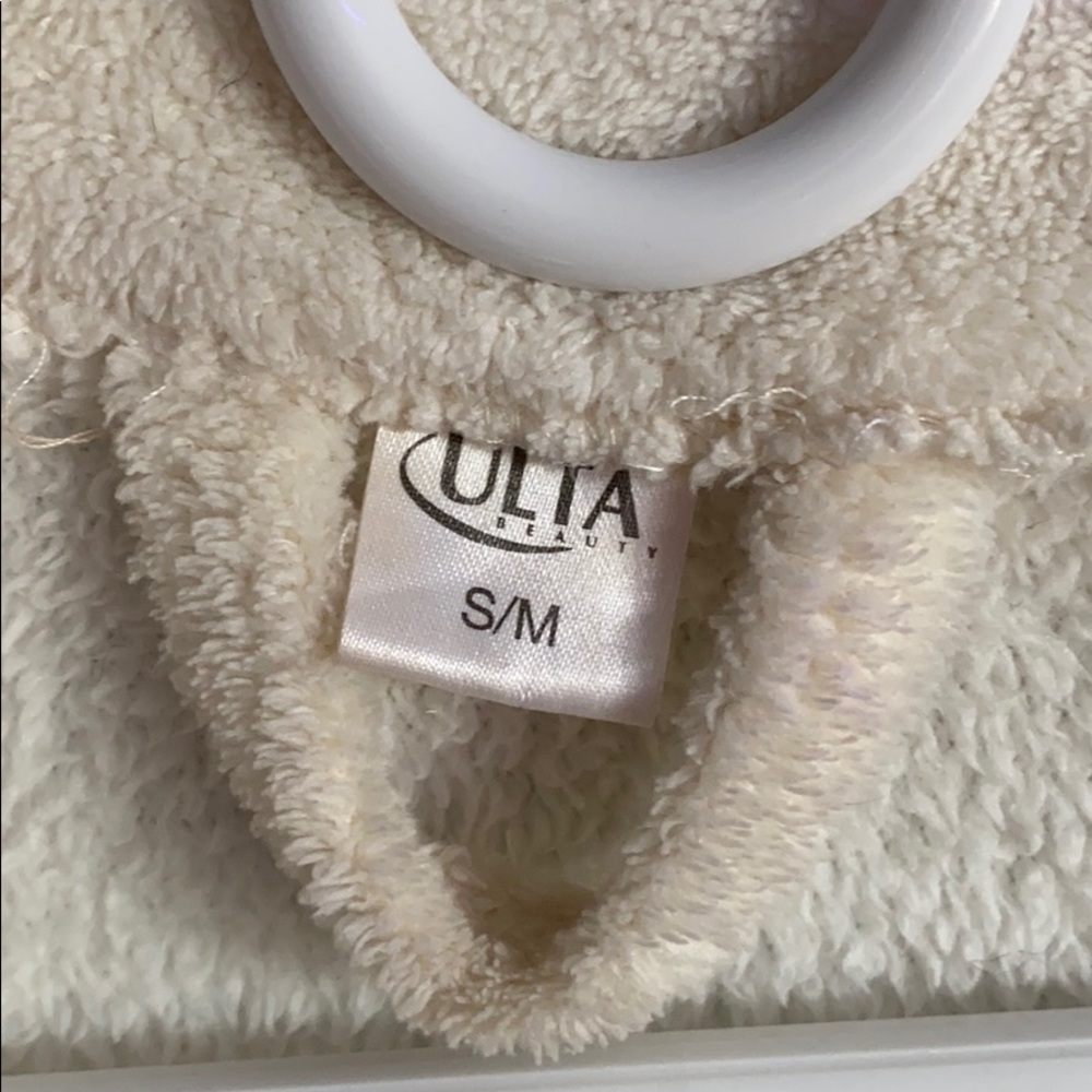 Ulta bath robe - Picture 2 of 2